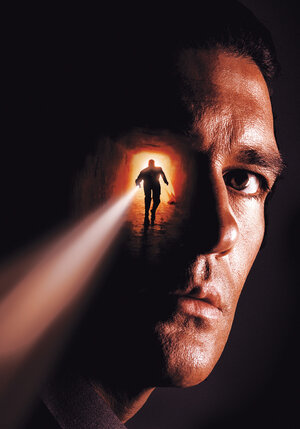 Постер: (Тело, 2000 - вся информация о фильме на FilmNavi.ru