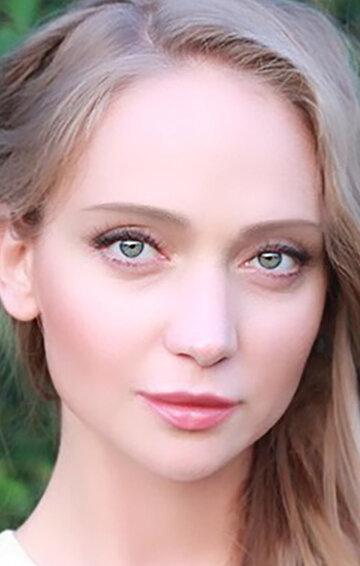 Жалаңаш Анна Невскаяны іздеңіз