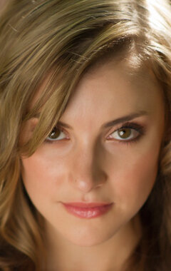 Жалаңаш Эмма Лахана