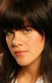 Ер адам үштікті қалайды