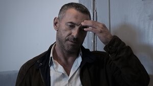 Консультант кадр 3 на Эмбликс в Hd