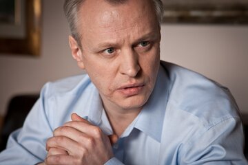 Кадр 6 — Настоящие