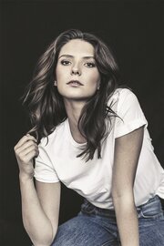 Транни және дилдо порно