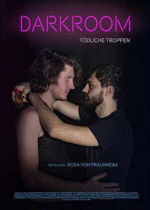 Постер: (Darkroom - Tödliche Tropfen, 2019 - вся информация о фильме на FilmNavi.ru