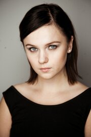 Ayollarning eshaklarini yuqoriga surayotgan porno videolari