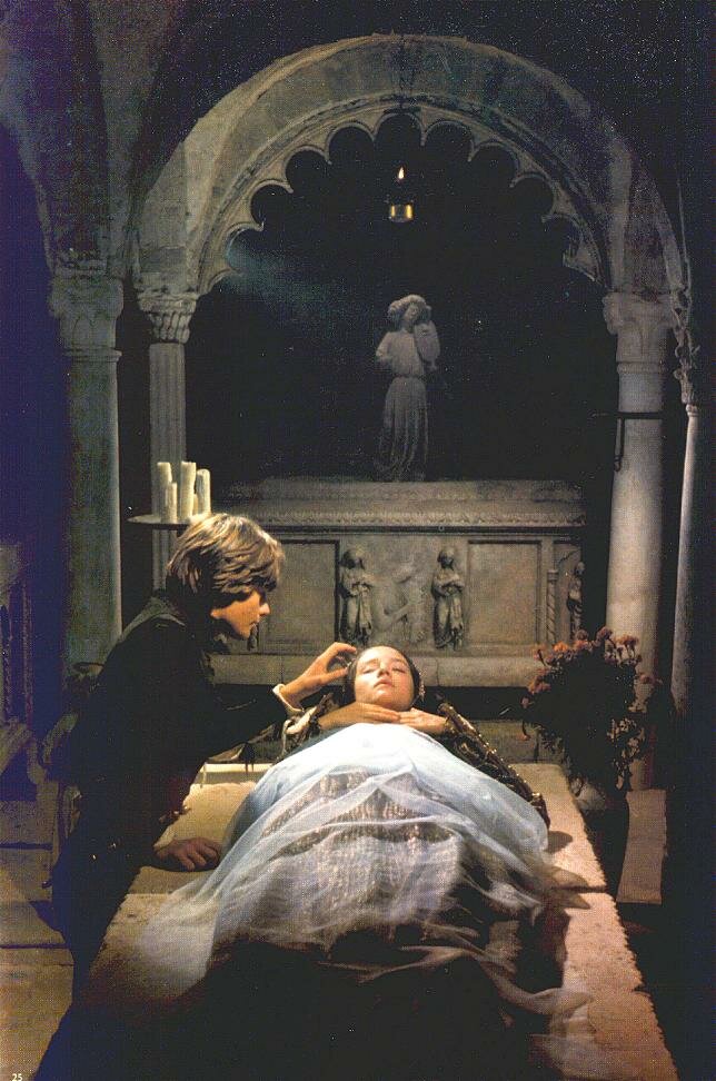 Фото: Ромео и Джульетта / Кадр из фильма «Ромео и Джульетта» (1968) #718365
