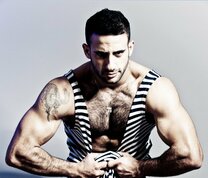 Тинто Брасстың әйелін алдаған порно видео