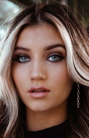 Мэдисон Льюис