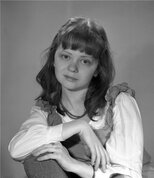 Джулия Эннмен лесбияндық бейне