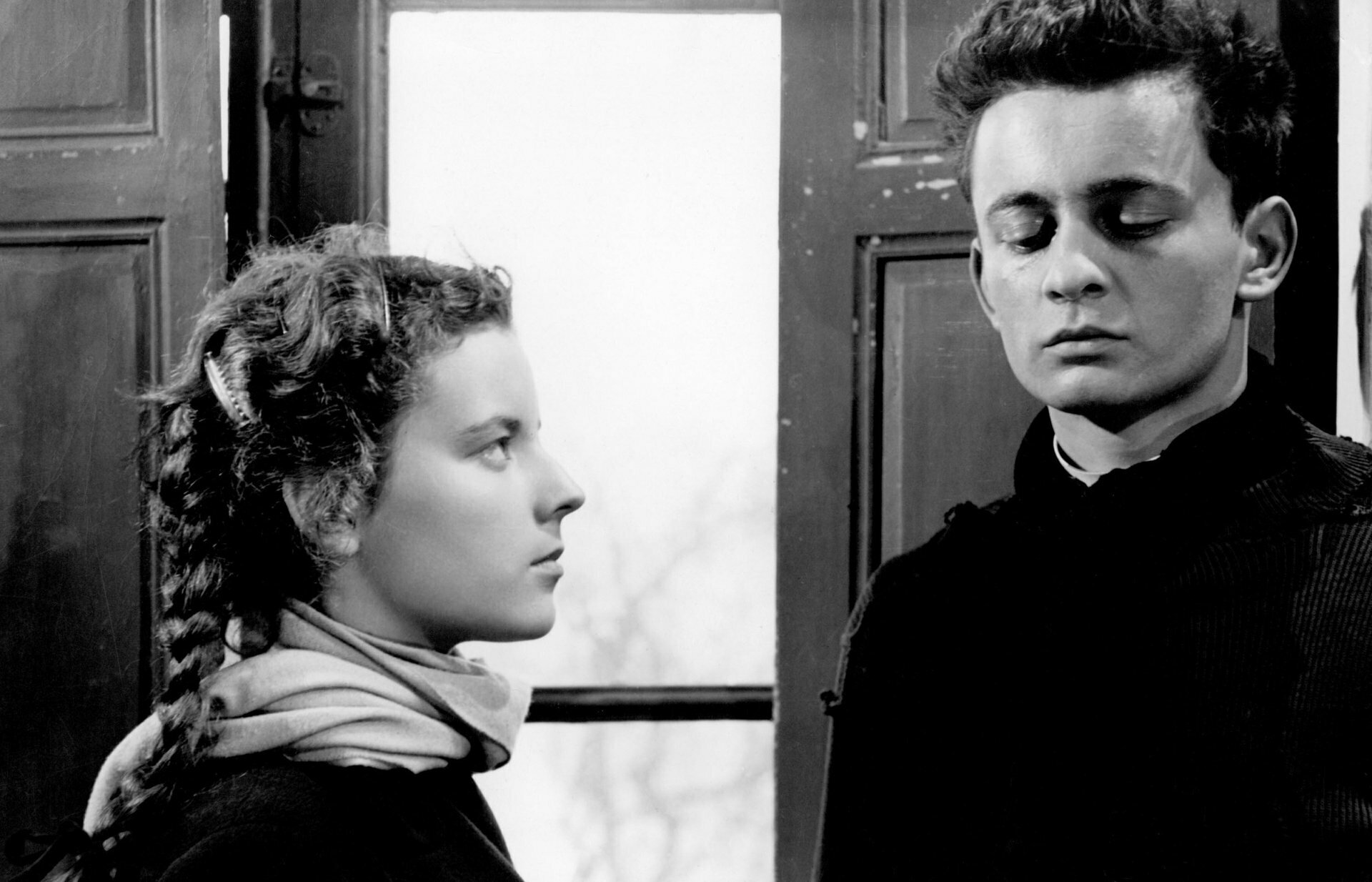 Фото: Дневник сельского священника / Кадр из фильма «Дневник сельского ...