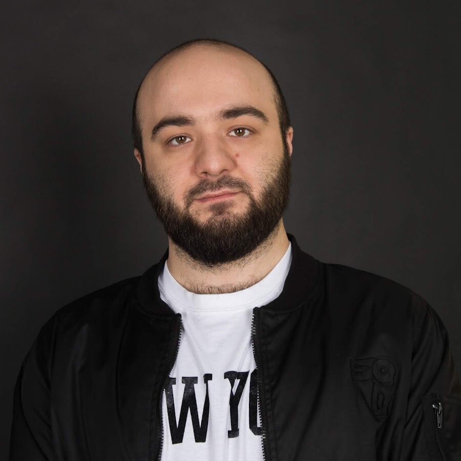 Уже сейчас начинается второй эфир "СТРИМБАТЛА" от ТНТ, где #shadwokekw будет бор