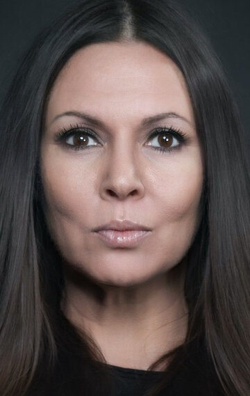 Мен ақша үшін порно көруге өзімді бердім.