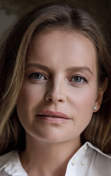 Әдемі қыз Джулия секс