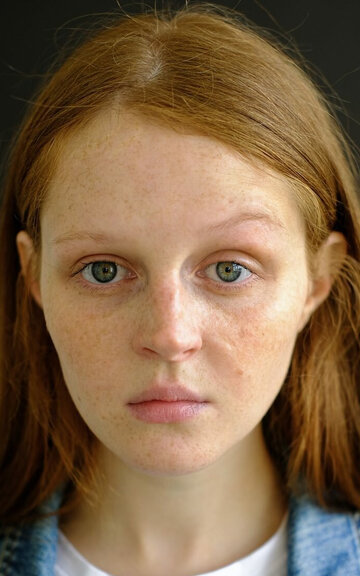 Сыныптың артқы жағындағы қараңғылықтың порно ханзадасы