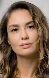 Үлкен кеудеге арналған порно видео