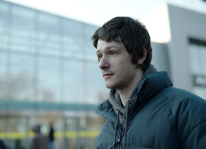 Папа умер в субботу кадр 16 онлайн-кинотеатр Эмбликс