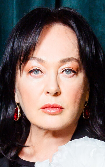 Лесбиянкалар бір-бірінің түкті писькилерін жалайды