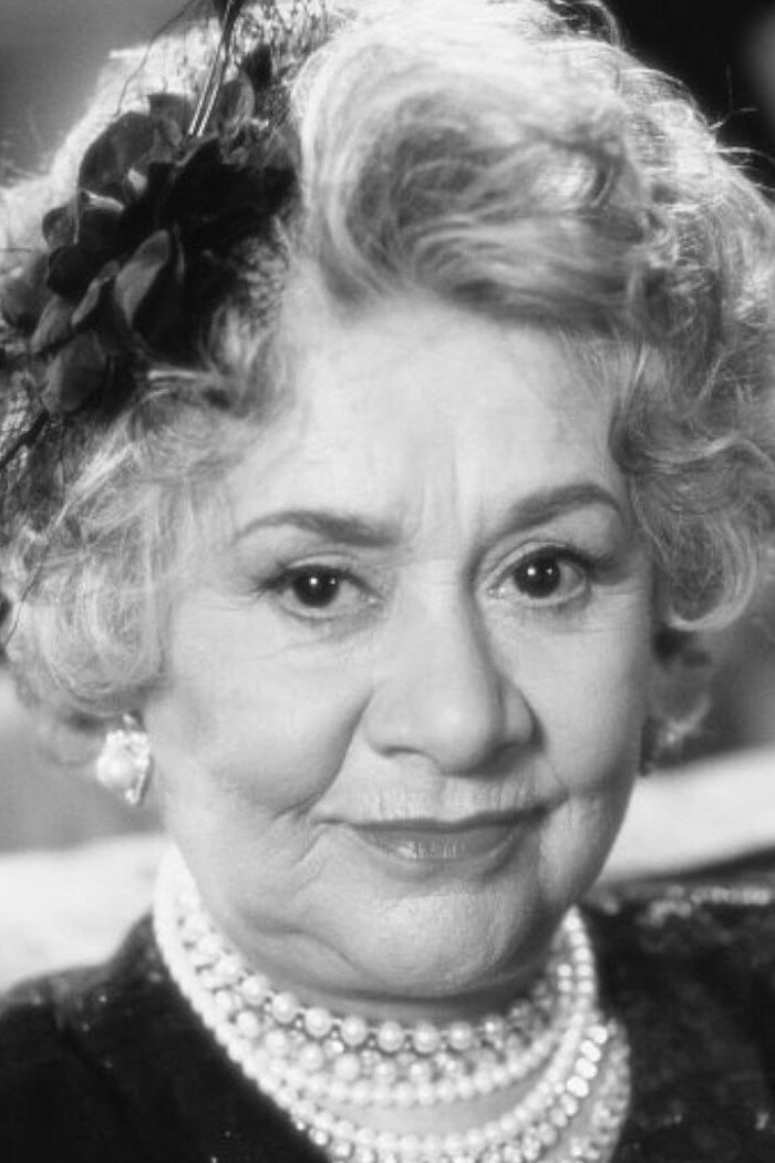 Джоан Плаурайт