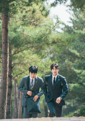 Криптоаферист кадр 6 онлайн-кинотеатр Эмбликс