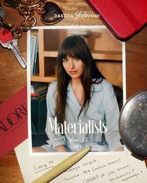 Постер: (Материалистка, 2025 - вся информация о фильме на FilmNavi.ru