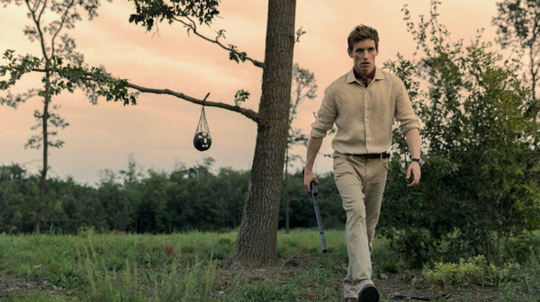 Бассейнде брюнеткамен жыныстық қатынас