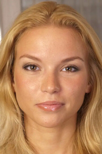 Summer Breeze актрисасы