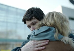 Папа умер в субботу кадр 3 онлайн-кинотеатр Эмбликс