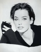 Мен әйелімді жыныстық қатынасқа түсірдім (орысша видео)