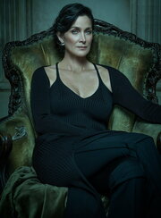 Tranny tualetda yigitni sikadi.