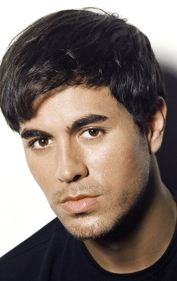 Enrique Iglesias Naked Lyrics