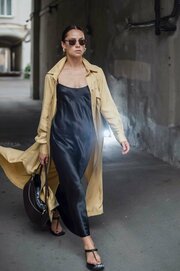 Dushdagi qiz bilan jinsiy aloqa qiz