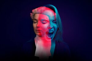 Постер: (На первый взгляд, 2022 - вся информация о фильме на FilmNavi.ru