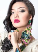 Qattiq porno film tomosha qiling