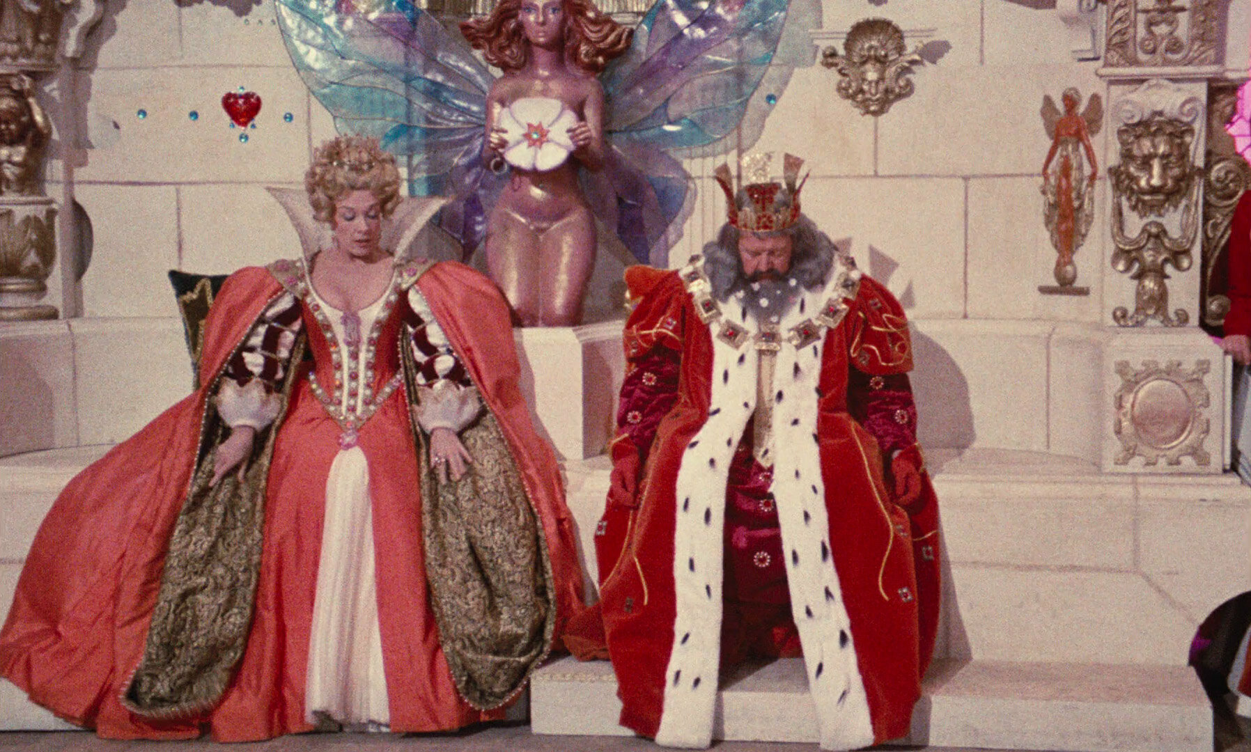 Фото: Ослиная шкура / Скриншот фильма «Ослиная шкура» (1970) #3792873
