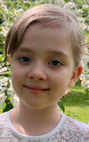 Анна Тихонова, актриса, жалаңаш