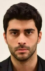 Догукан Гюнгёр (Doğukan Güngör): фильмы, биография, семья, фильмография ...