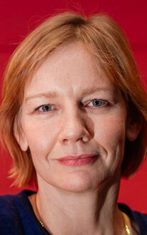 Jinsiy ona ozini ogliga berdi