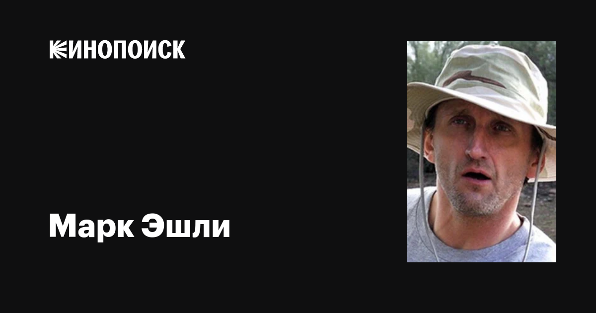 Бұл жігіт өзінің алғашқы бейнебаянын түсіріп жатыр.