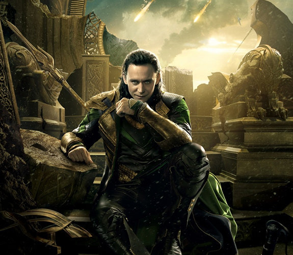 Әдемі көкірекшедегі үлкен кеуделер