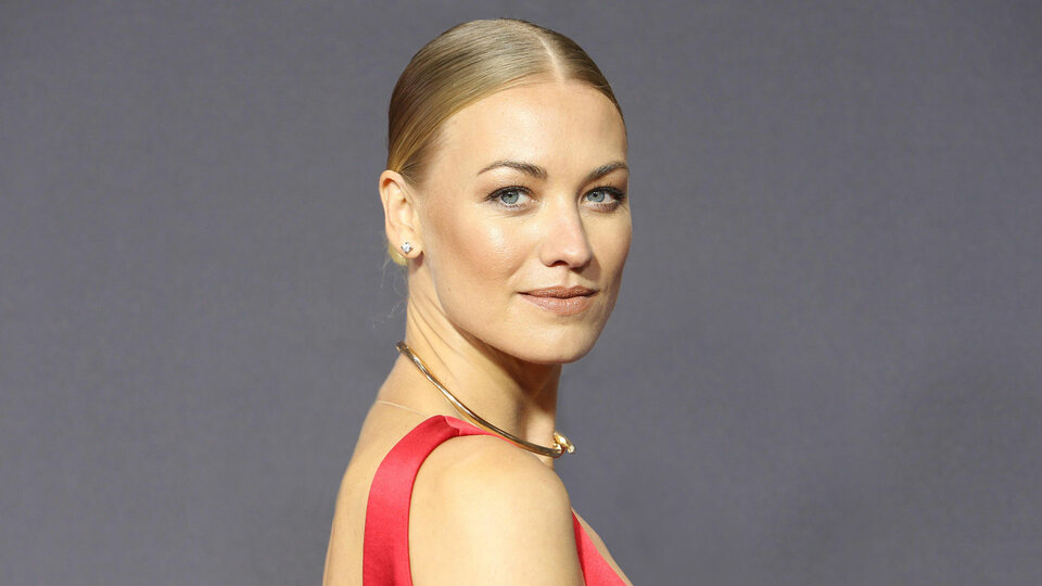 Орыс волосатые письки және үлкен сиськи