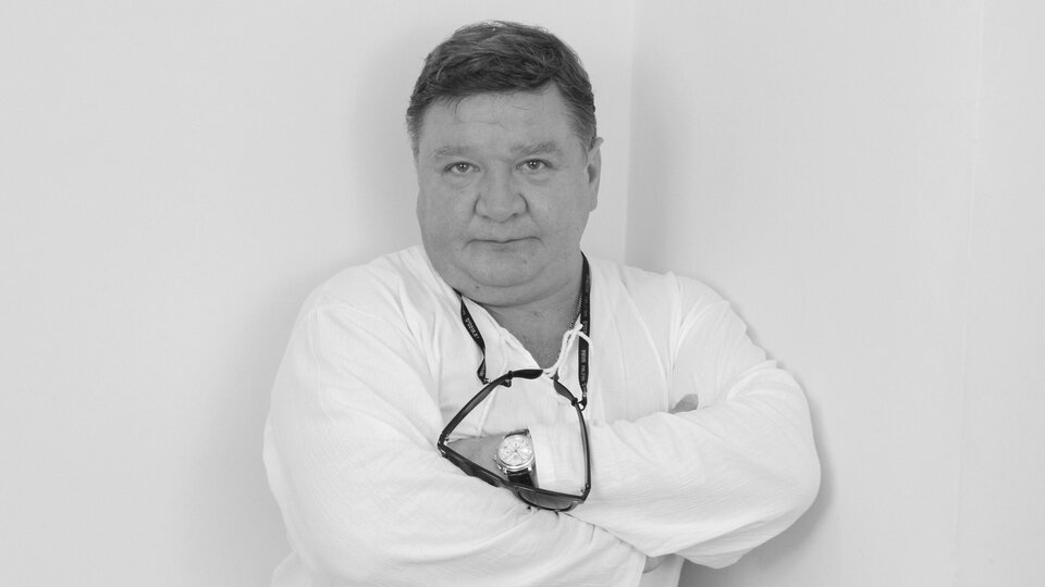 Большой актер и человек-народ: вспоминаем самые яркие роли Романа ...
