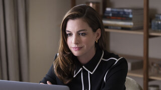 Кеңседегі брюнетка секс