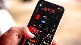 В 2020 году Netflix заработал в России больше 450 млн рублей