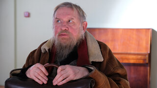 «Длительные свидания» Георгия Лялина: святочный рассказ о чудесах  с Олегом Гаркушей в роли священника