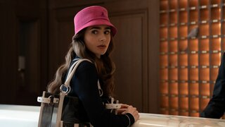Французы раскритиковали сериал Netflix «Эмили в Париже» за стереотипы и клише