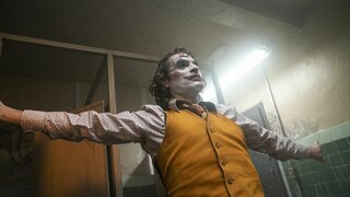 Режиссер «Джокера» и студия Warner ответили на критику о насилии в фильме