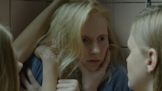 Анна Слю жалаңаш бейне