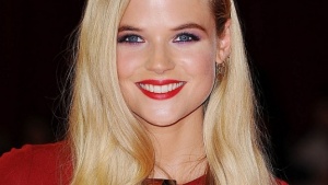 Анамның жалаңаш фотосы