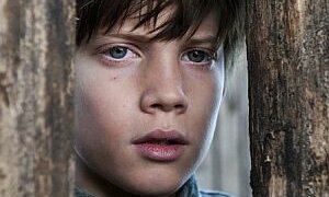 Том Тейлор (Tom Taylor): фильмы, биография, семья, фильмография — Кинопоиск