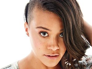 Блять әйелі бар досы камминг оған